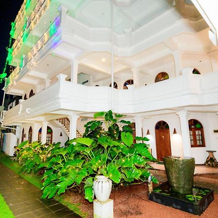 Royal Beach Hotel & Restaurant Hikkaduwa Exteriér fotografie