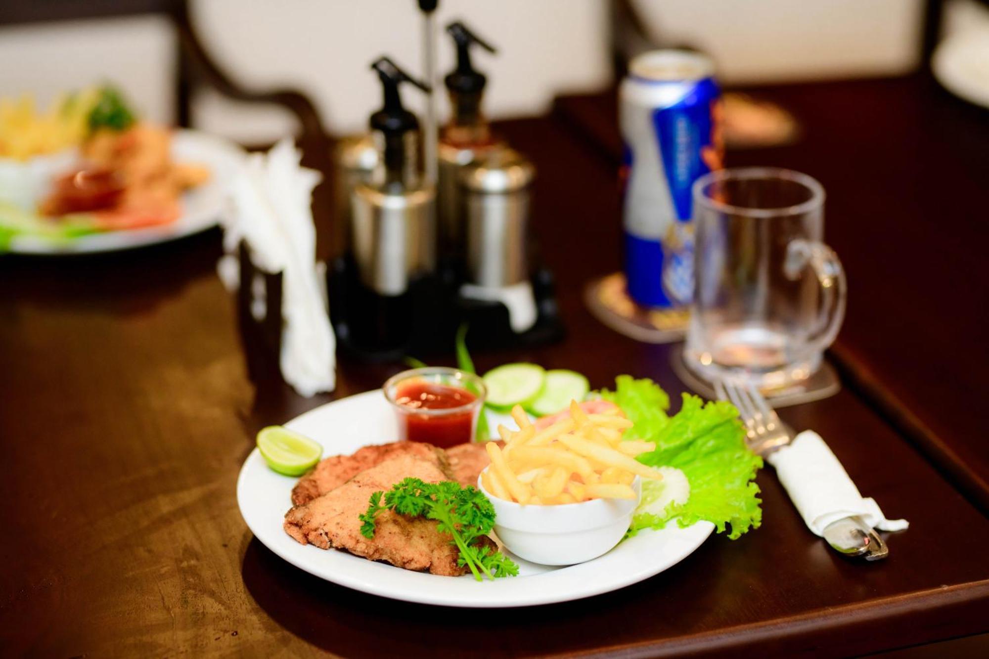Royal Beach Hotel & Restaurant Hikkaduwa Exteriér fotografie