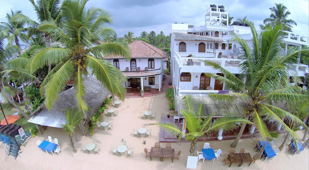 Royal Beach Hotel & Restaurant Hikkaduwa Exteriér fotografie