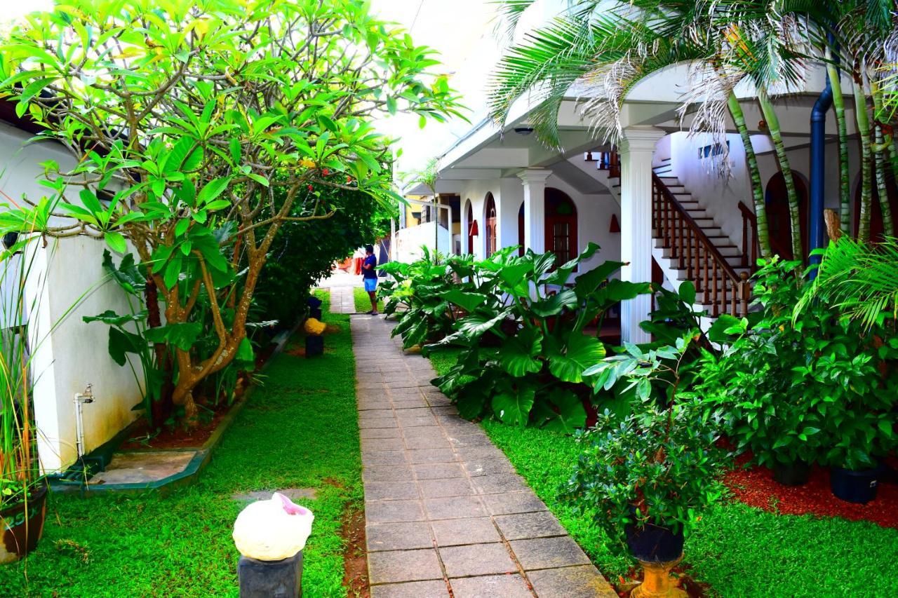 Royal Beach Hotel & Restaurant Hikkaduwa Exteriér fotografie